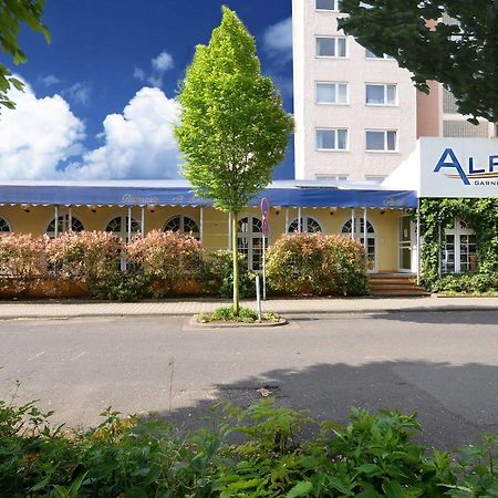 Alpha Hotel Garni 迪岑巴赫 外观 照片